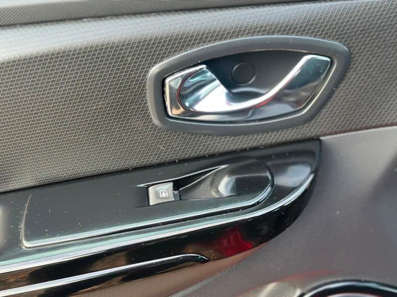 2014 RENAULT CLIO 2014 RENAULT CLIO