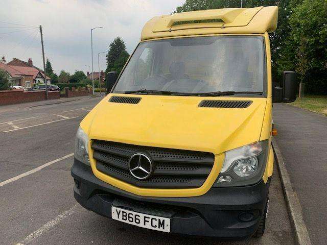 A 2016 MERCEDES-BENZ SPRINTER 313 Cdi RECOVERY TRUCK A 2016 MERCEDES-BENZ SPRINTER 313 Cdi RECOVERY TRUCK