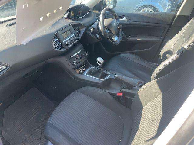 2020 PEUGEOT 308 2020 PEUGEOT 308