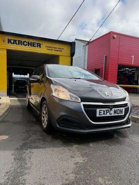 A 2018 PEUGEOT 208...NOW SOLD... Access A/c Blue Hdi A 2018 PEUGEOT 208...NOW SOLD... Access A/c Blue Hdi