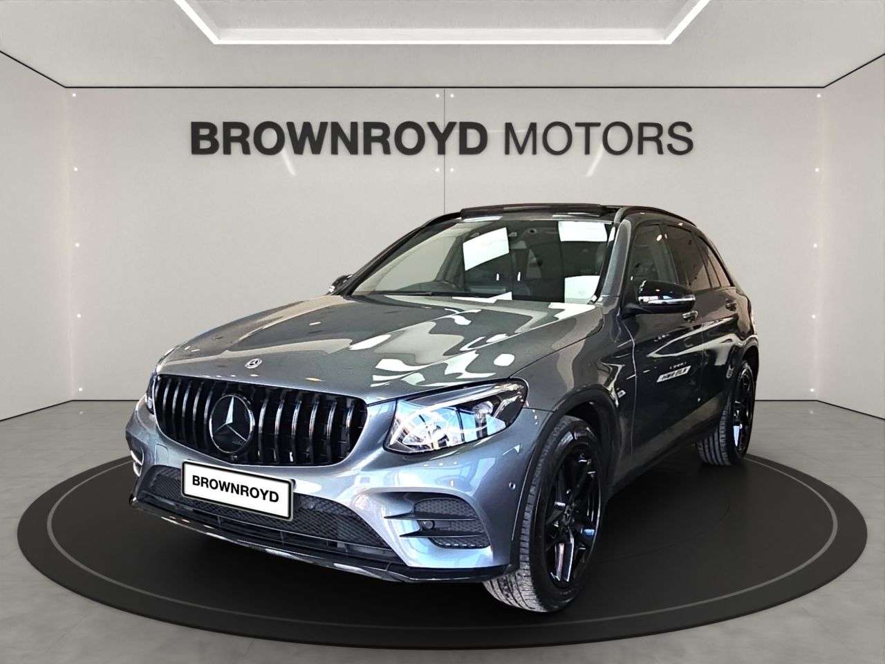 A 2017 MERCEDES-BENZ GLC-CLASS 2.1 GLC 220 D 4MATIC AMG LINE PREMIUM 5d 168 BHP A 2017 MERCEDES-BENZ GLC-CLASS 2.1 GLC 220 D 4MATIC AMG LINE PREMIUM 5d 168 BHP