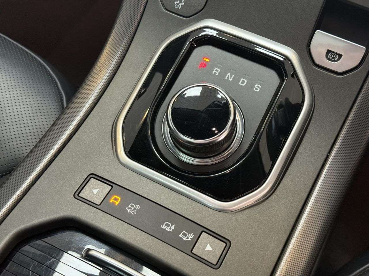 2018 LAND ROVER RANGE ROVER EVOQUE 2018 LAND ROVER RANGE ROVER EVOQUE