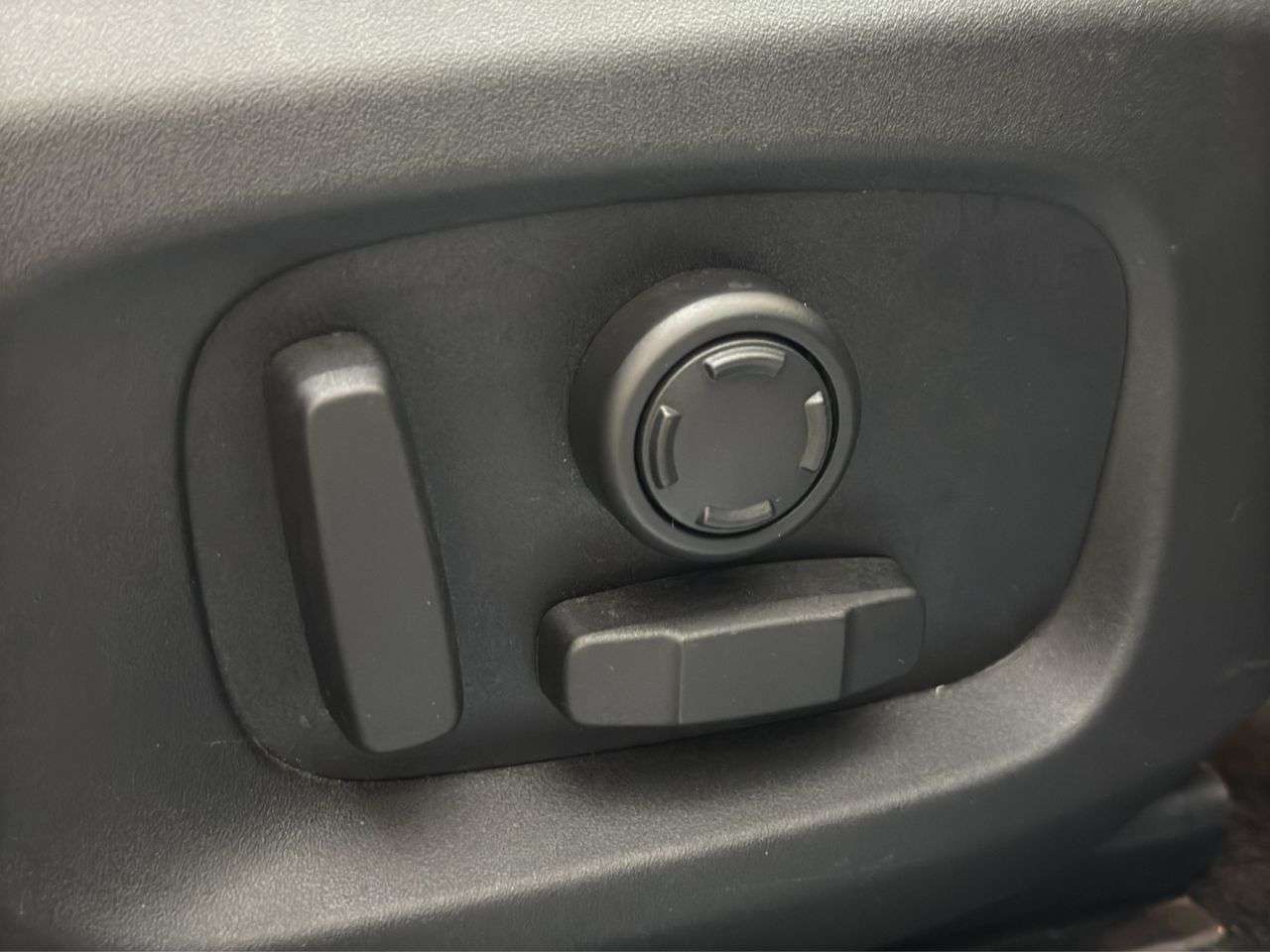 2018 LAND ROVER RANGE ROVER EVOQUE 2018 LAND ROVER RANGE ROVER EVOQUE