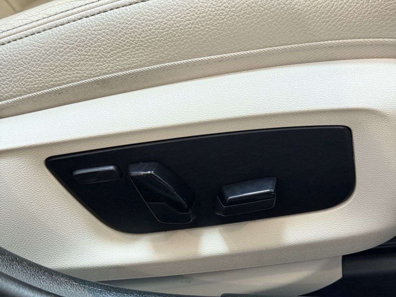 2017 BMW 5 SERIES 2017 BMW 5 SERIES