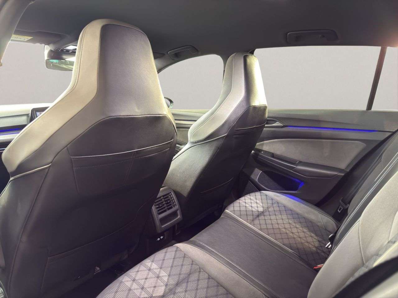 2021 VOLKSWAGEN GOLF 2021 VOLKSWAGEN GOLF