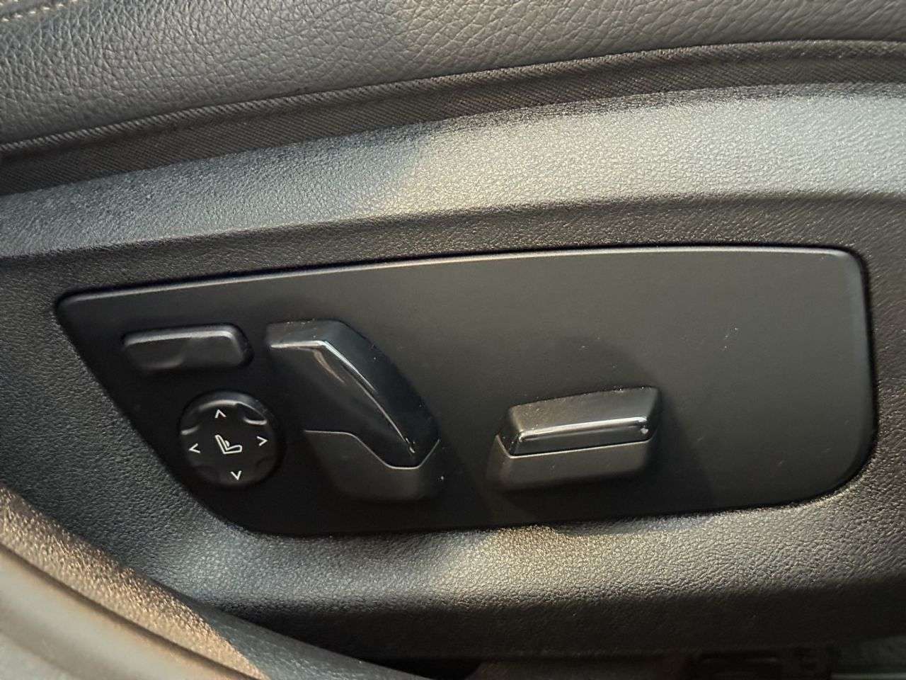 2020 BMW 5 SERIES 2020 BMW 5 SERIES