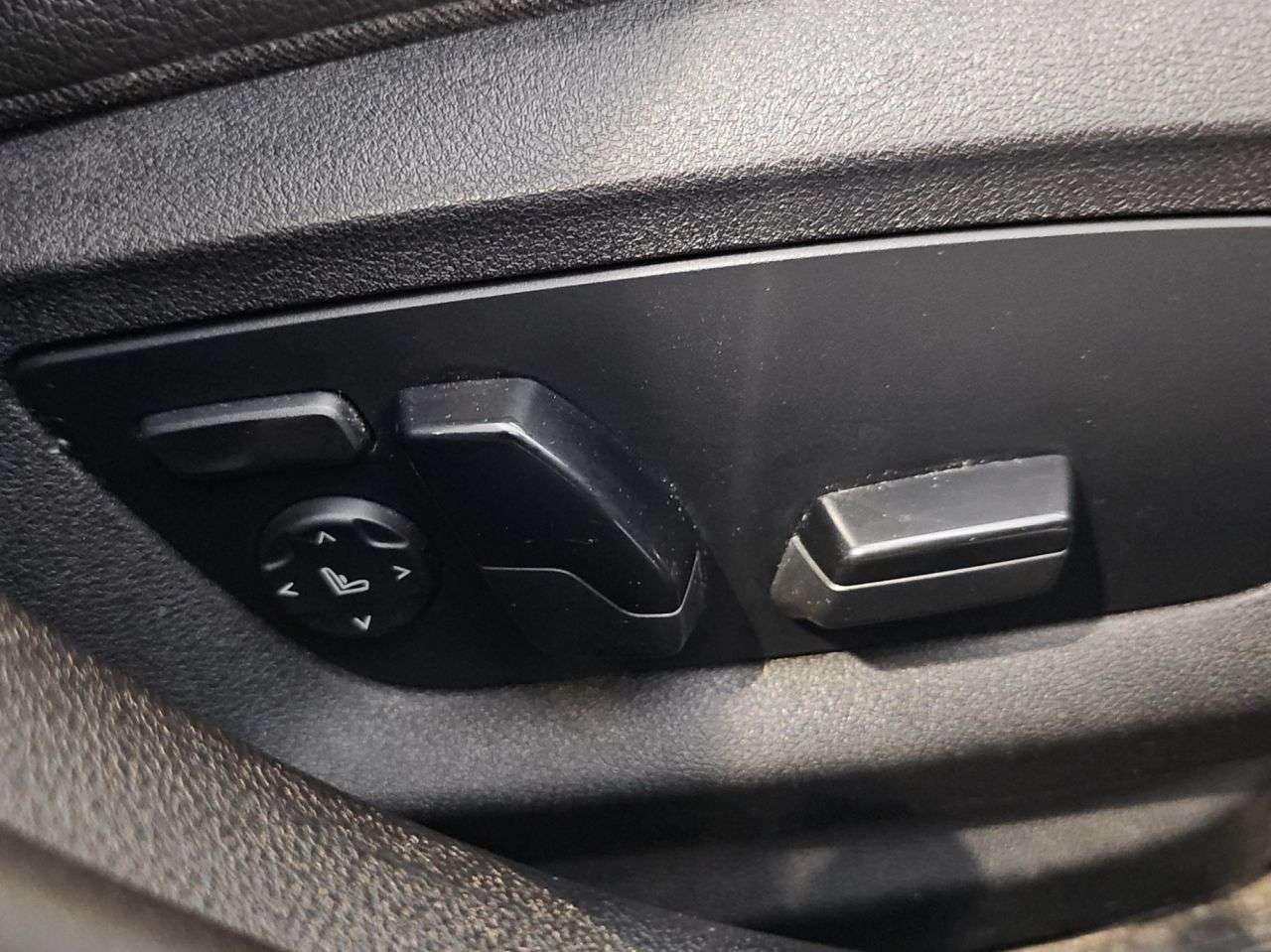 2021 BMW 5 SERIES 2021 BMW 5 SERIES