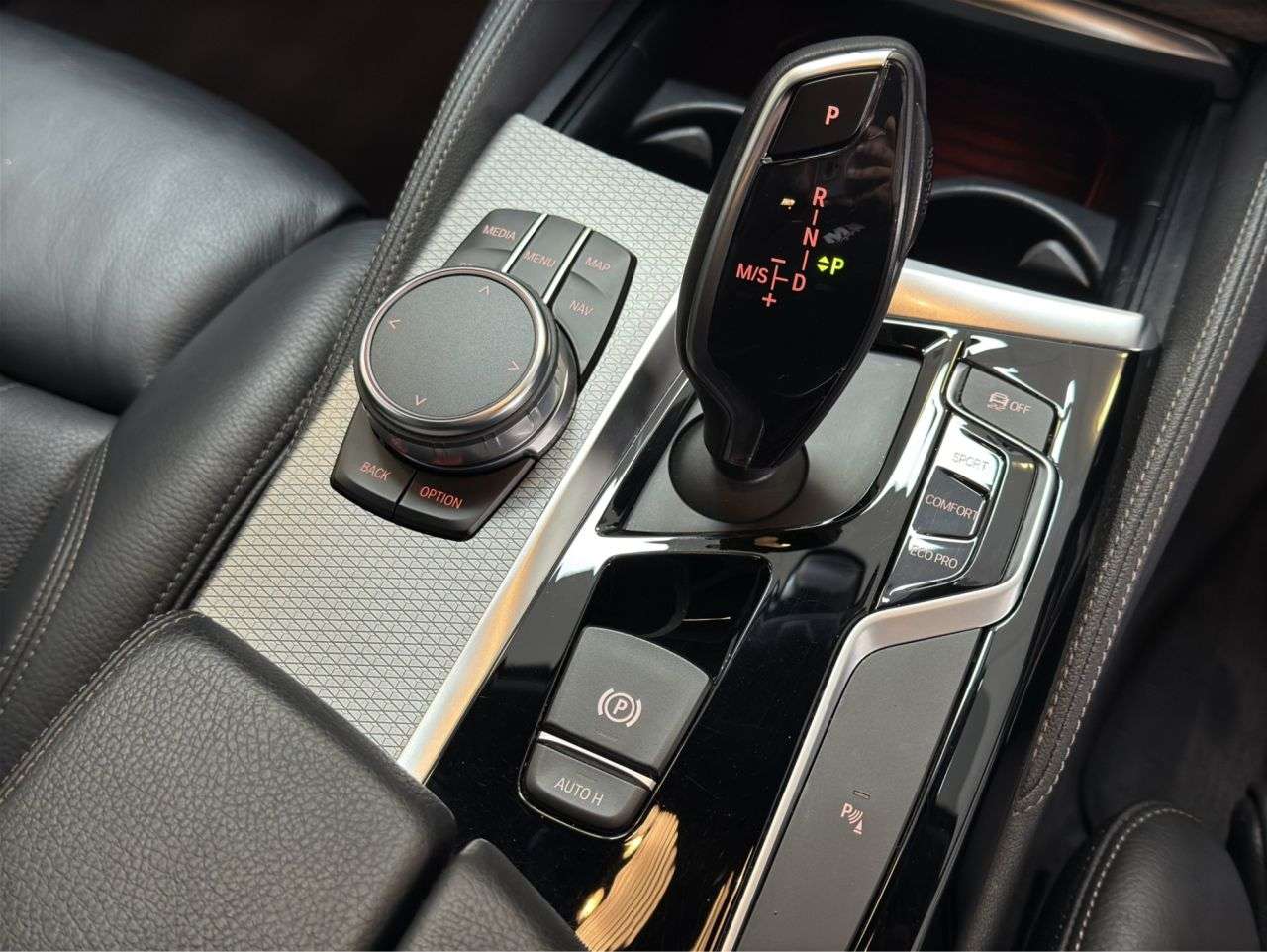 2018 BMW 5 SERIES 2018 BMW 5 SERIES