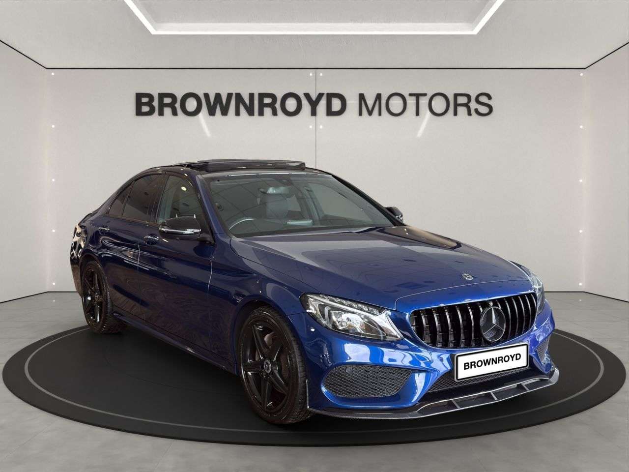 A 2017 MERCEDES-BENZ C-CLASS 2.1 C220d AMG Line (Premium) Saloon 4dr Diesel G-Tronic+ Euro 6 (s/s) (170 A 2017 MERCEDES-BENZ C-CLASS 2.1 C220d AMG Line (Premium) Saloon 4dr Diesel G-Tronic+ Euro 6 (s/s) (170