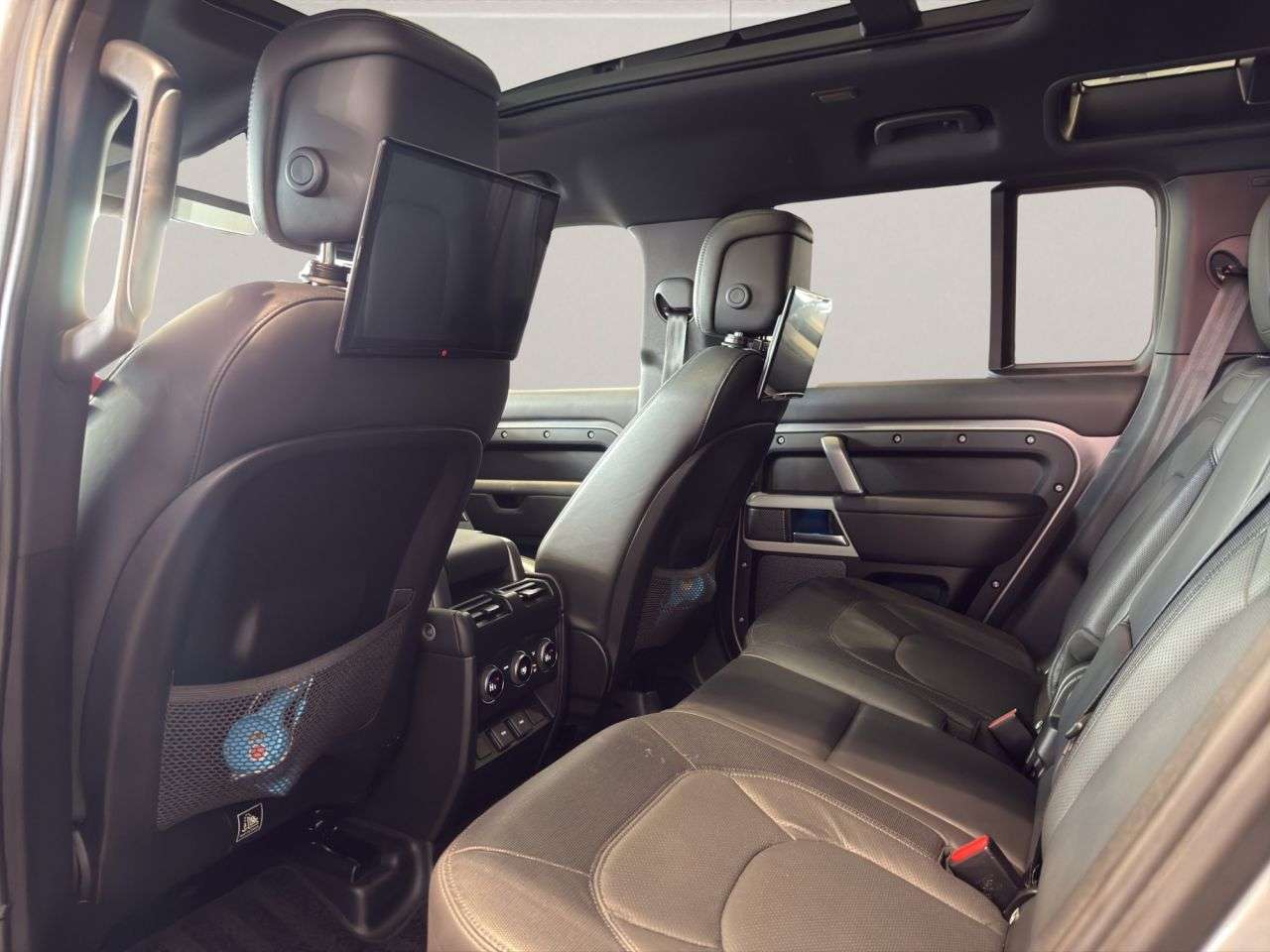 2023 LAND ROVER DEFENDER 2023 LAND ROVER DEFENDER