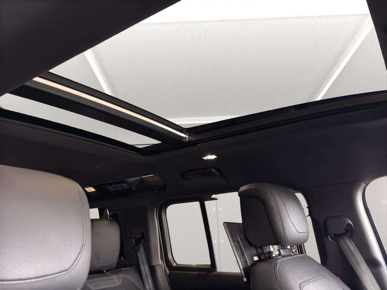 2023 LAND ROVER DEFENDER 2023 LAND ROVER DEFENDER