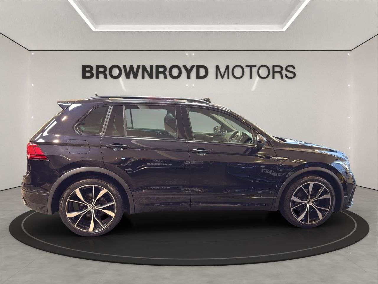 2021 VOLKSWAGEN TIGUAN 2021 VOLKSWAGEN TIGUAN