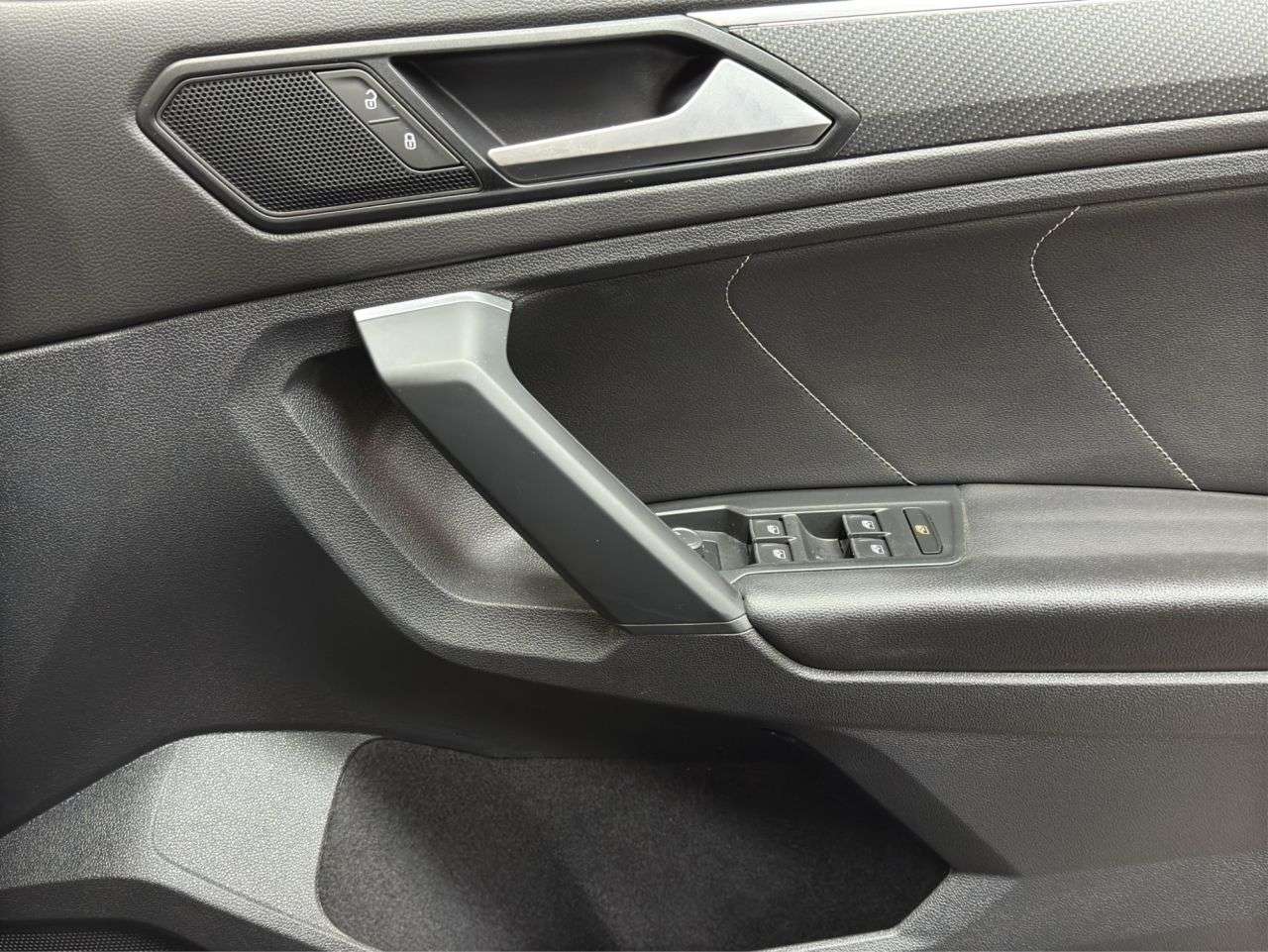 2021 VOLKSWAGEN TIGUAN 2021 VOLKSWAGEN TIGUAN