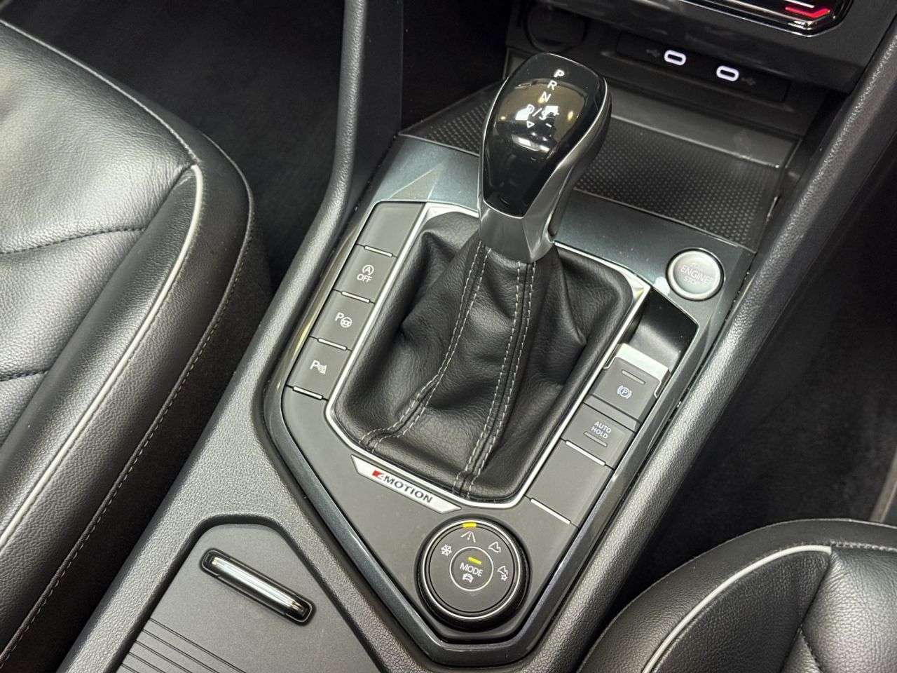 2021 VOLKSWAGEN TIGUAN 2021 VOLKSWAGEN TIGUAN