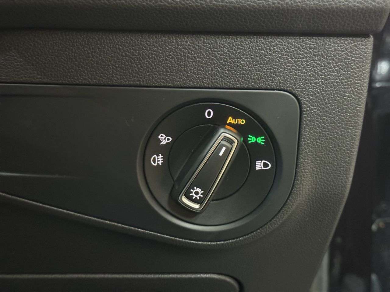 2021 VOLKSWAGEN TIGUAN 2021 VOLKSWAGEN TIGUAN