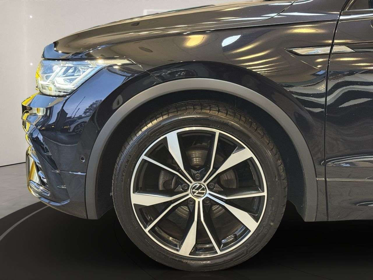 2021 VOLKSWAGEN TIGUAN 2021 VOLKSWAGEN TIGUAN