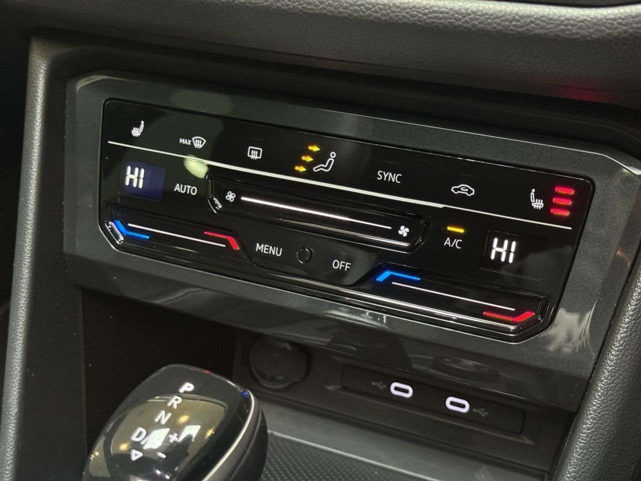 2021 VOLKSWAGEN TIGUAN 2021 VOLKSWAGEN TIGUAN