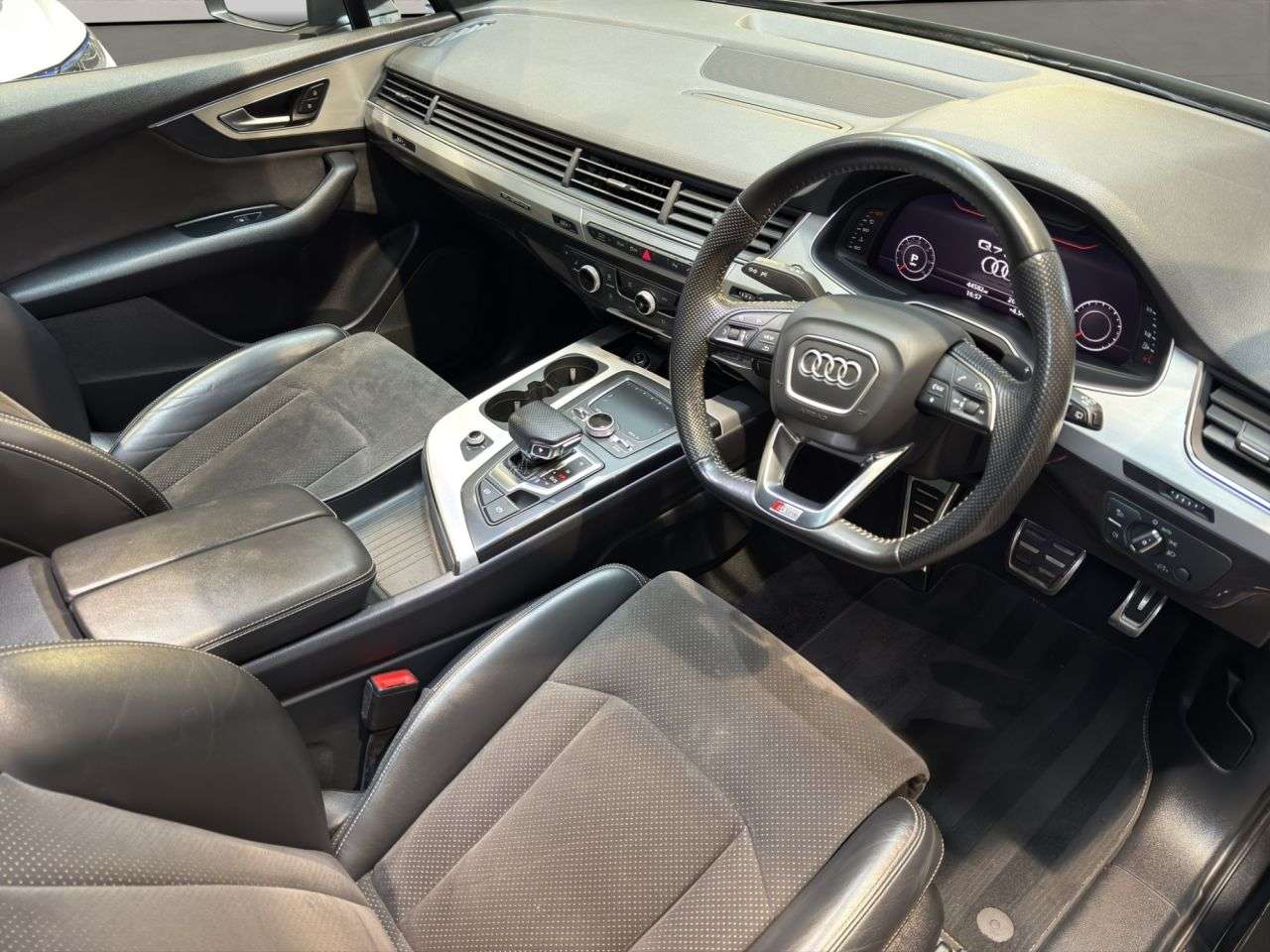 2019 AUDI Q7 2019 AUDI Q7