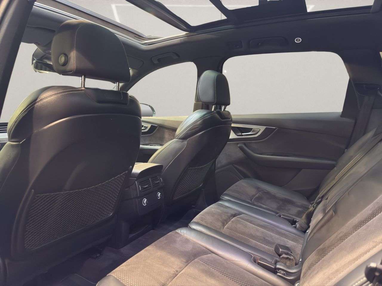 2019 AUDI Q7 2019 AUDI Q7