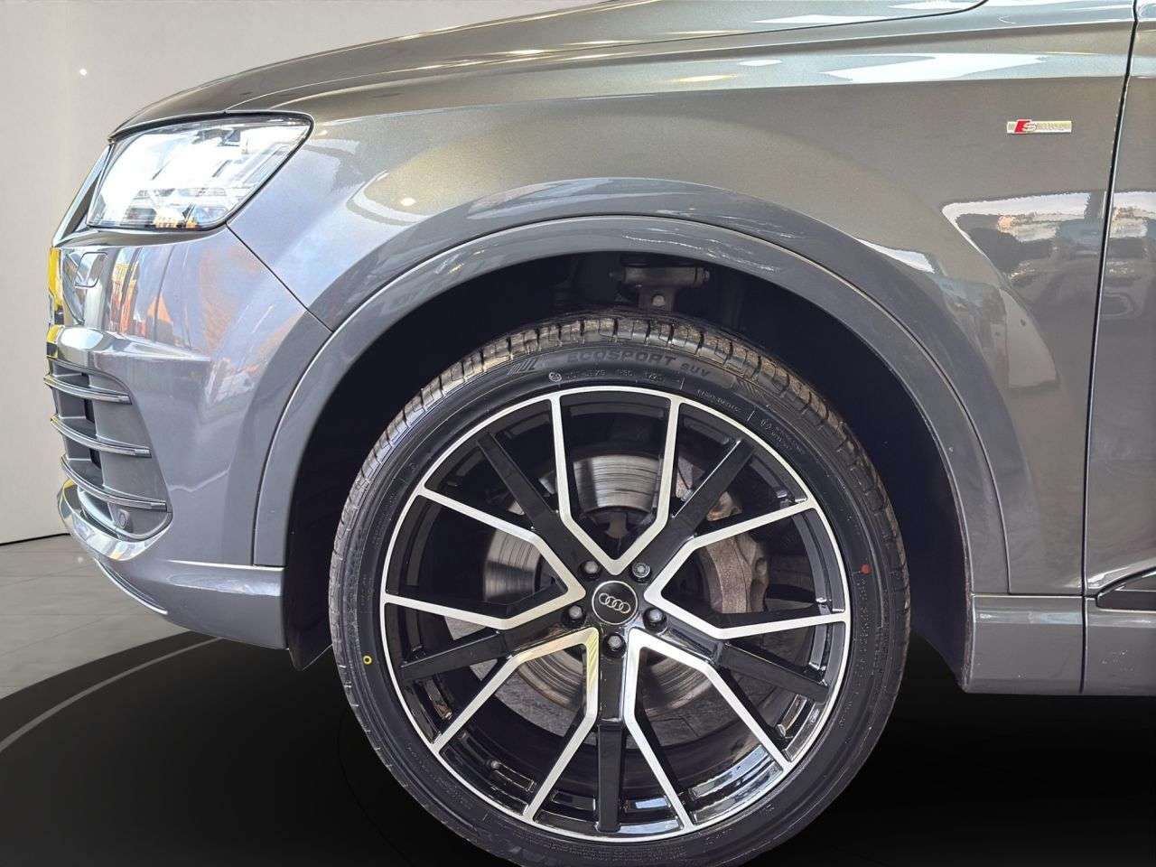 2018 AUDI Q7 2018 AUDI Q7