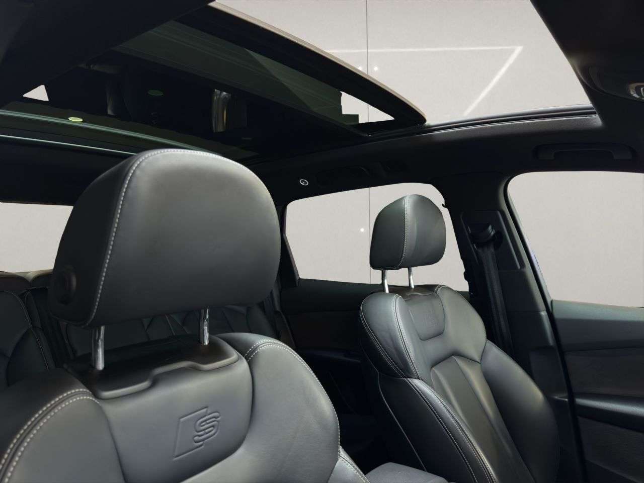 2018 AUDI Q7 2018 AUDI Q7