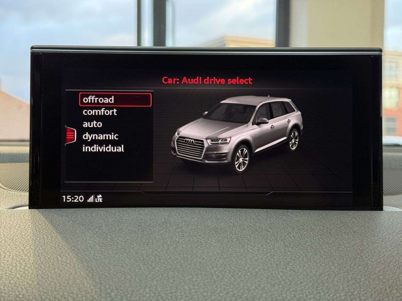 2018 AUDI Q7 2018 AUDI Q7