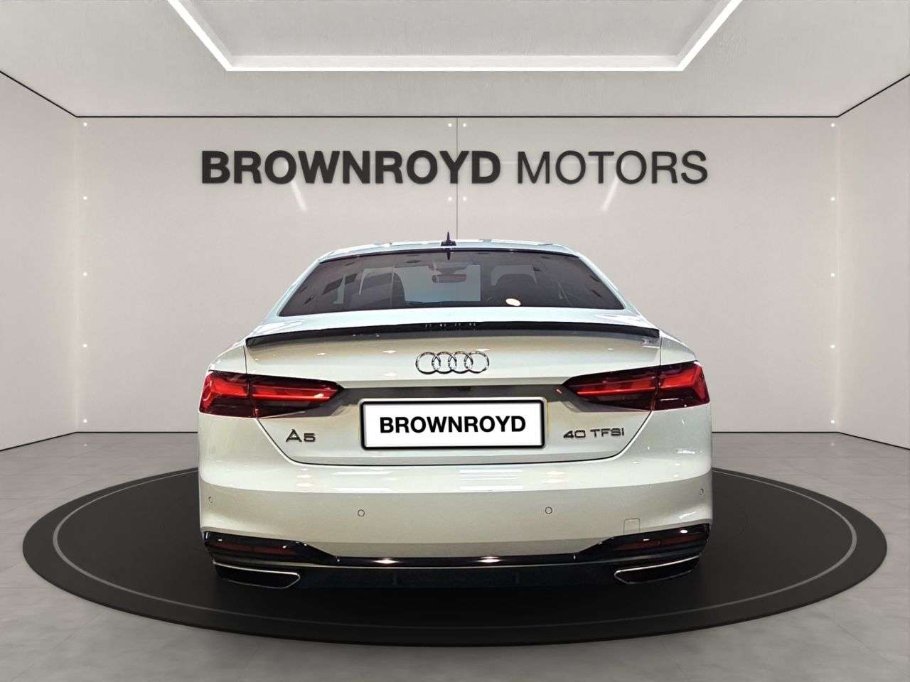 A 2022 AUDI A5 2.0 TFSI 40 S line Coupe 2dr Petrol S Tronic Euro 6 (s/s) (204 ps) A 2022 AUDI A5 2.0 TFSI 40 S line Coupe 2dr Petrol S Tronic Euro 6 (s/s) (204 ps)