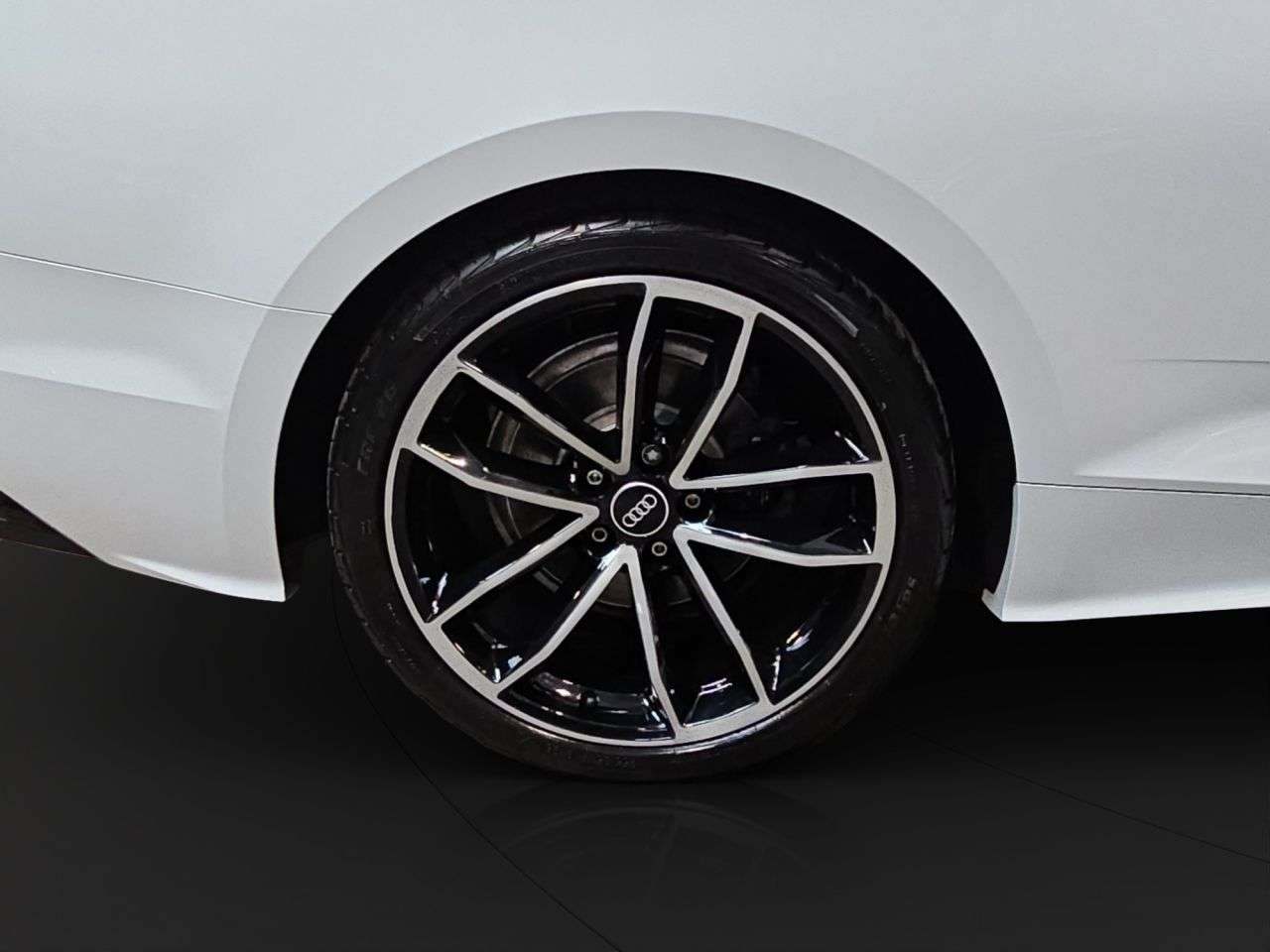 2022 AUDI A5 2022 AUDI A5