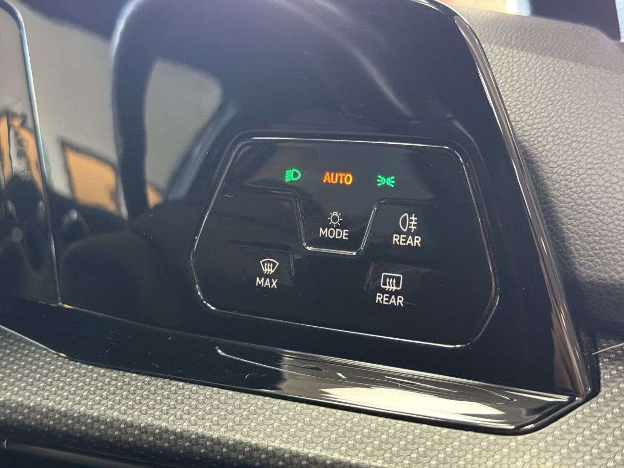 2021 VOLKSWAGEN GOLF 2021 VOLKSWAGEN GOLF