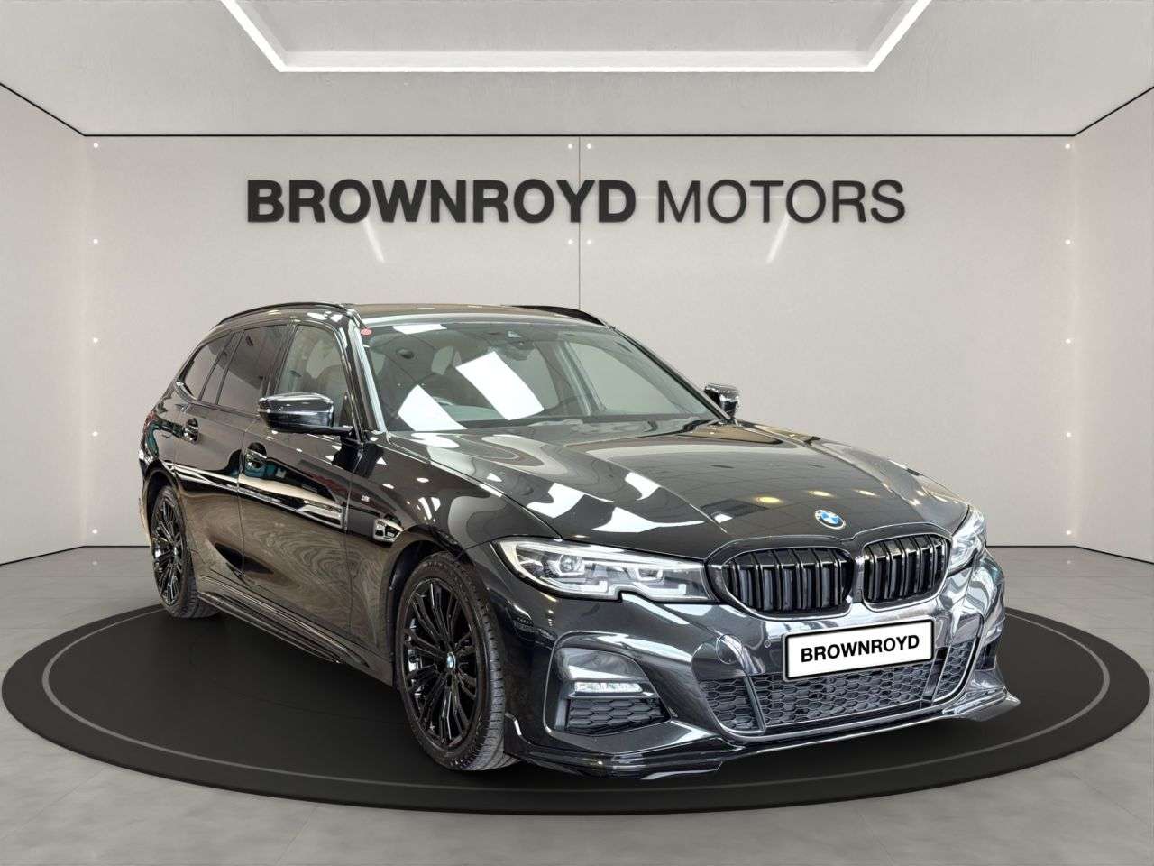 A 2020 BMW 3 SERIES 2.0 320d M Sport Touring 5dr Diesel Auto Euro 6 (s/s) (190 ps) A 2020 BMW 3 SERIES 2.0 320d M Sport Touring 5dr Diesel Auto Euro 6 (s/s) (190 ps)