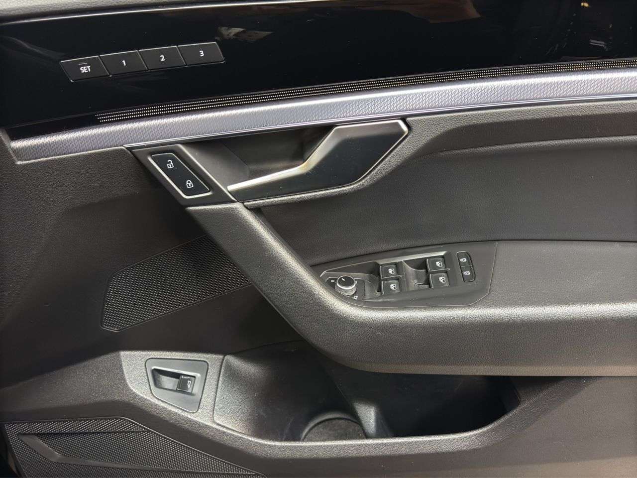 2019 VOLKSWAGEN TOUAREG 2019 VOLKSWAGEN TOUAREG