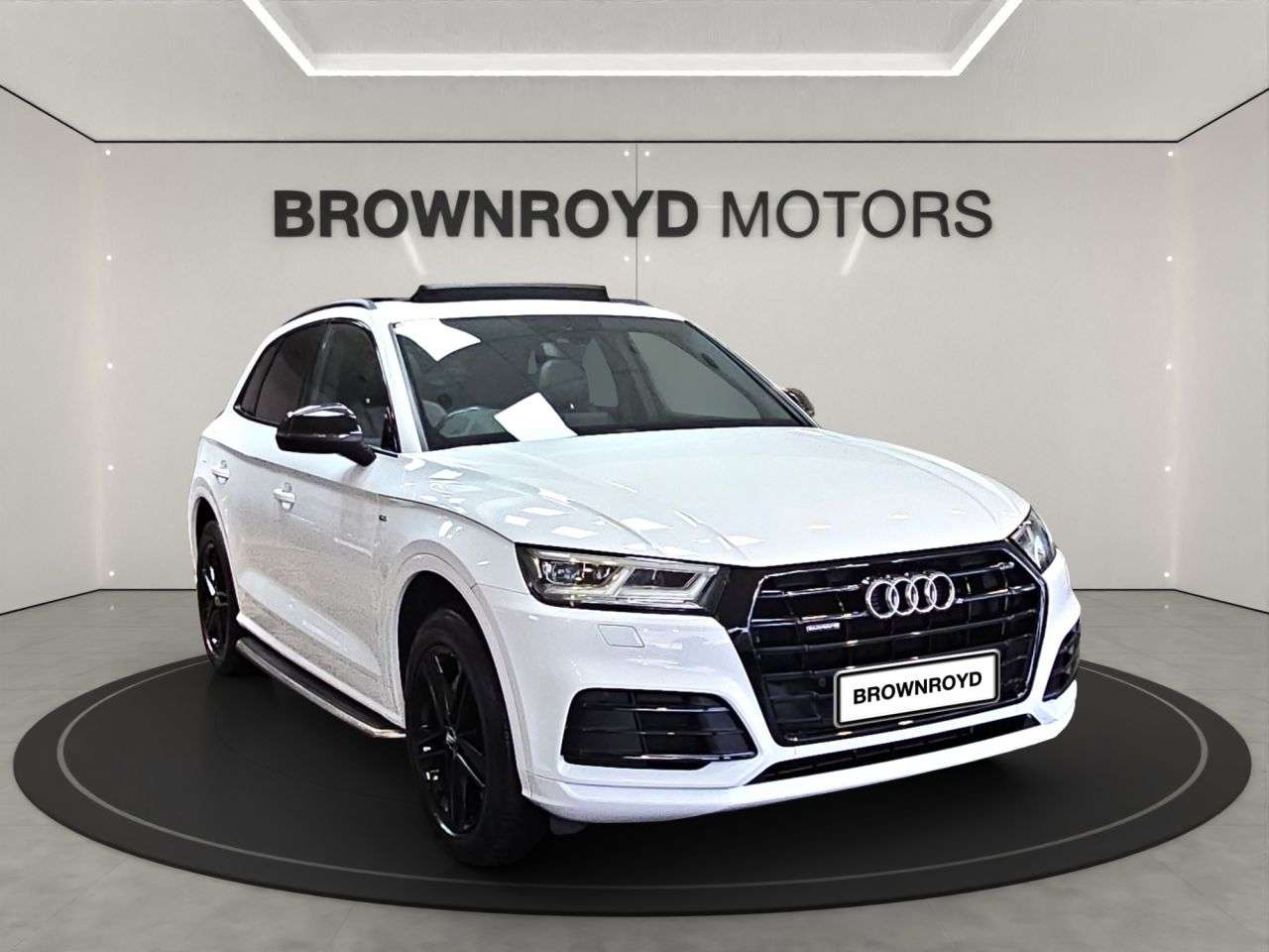 A 2018 AUDI Q5 2.0 TDI S line SUV 5dr Diesel S Tronic quattro Euro 6 (s/s) (190 ps) A 2018 AUDI Q5 2.0 TDI S line SUV 5dr Diesel S Tronic quattro Euro 6 (s/s) (190 ps)