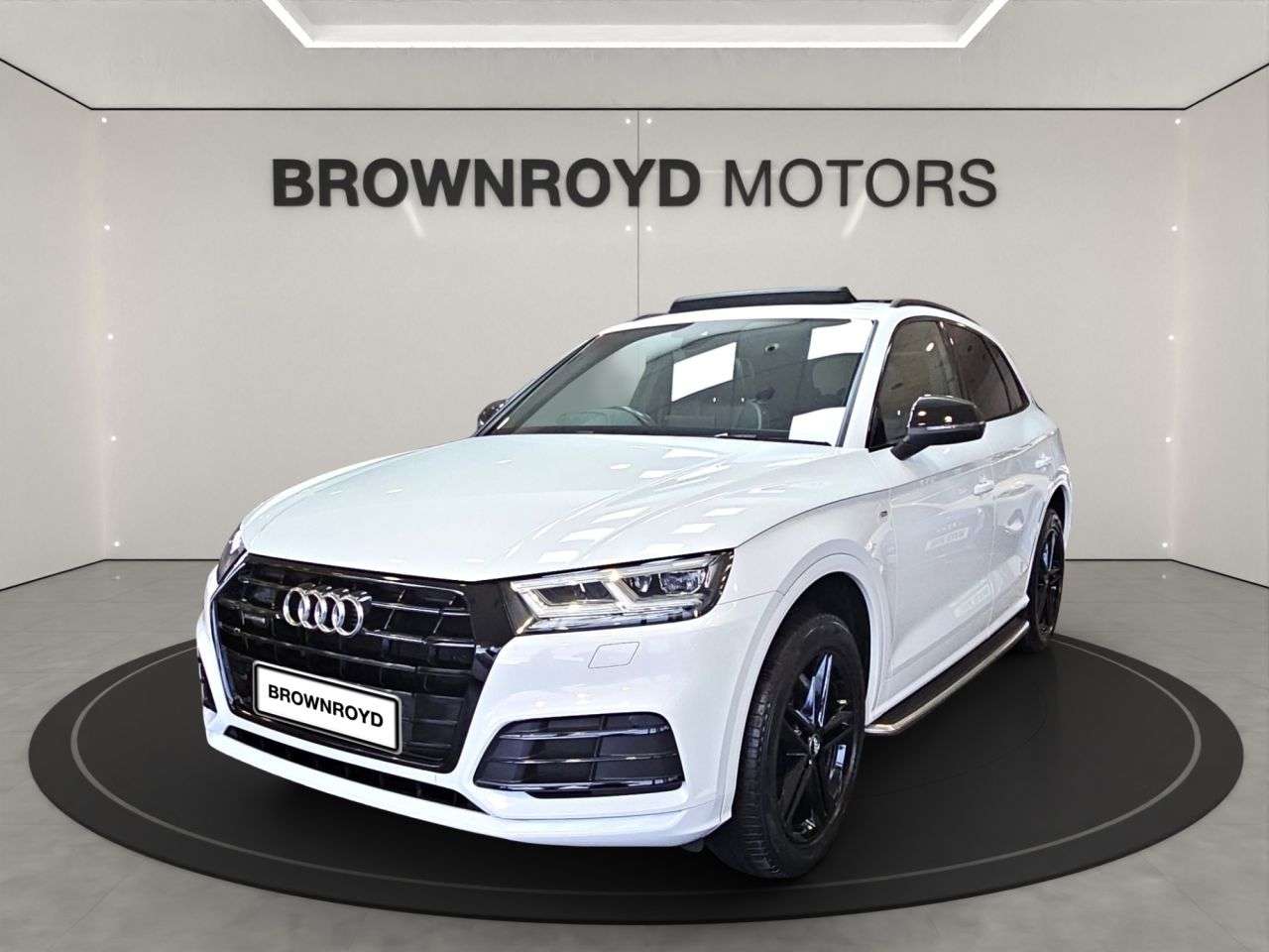 A 2018 AUDI Q5 2.0 TDI S line SUV 5dr Diesel S Tronic quattro Euro 6 (s/s) (190 ps) A 2018 AUDI Q5 2.0 TDI S line SUV 5dr Diesel S Tronic quattro Euro 6 (s/s) (190 ps)