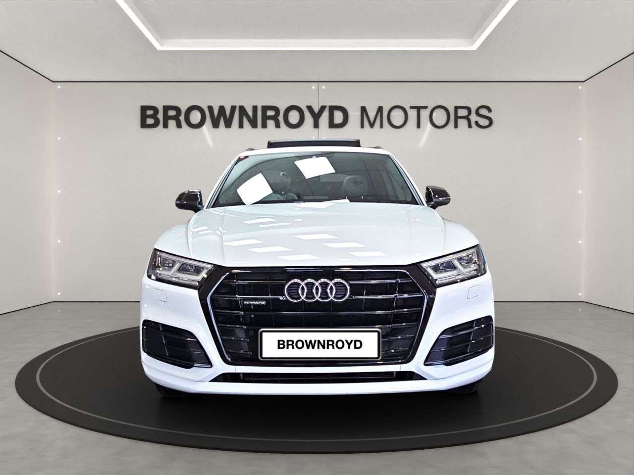 A 2018 AUDI Q5 2.0 TDI S line SUV 5dr Diesel S Tronic quattro Euro 6 (s/s) (190 ps) A 2018 AUDI Q5 2.0 TDI S line SUV 5dr Diesel S Tronic quattro Euro 6 (s/s) (190 ps)