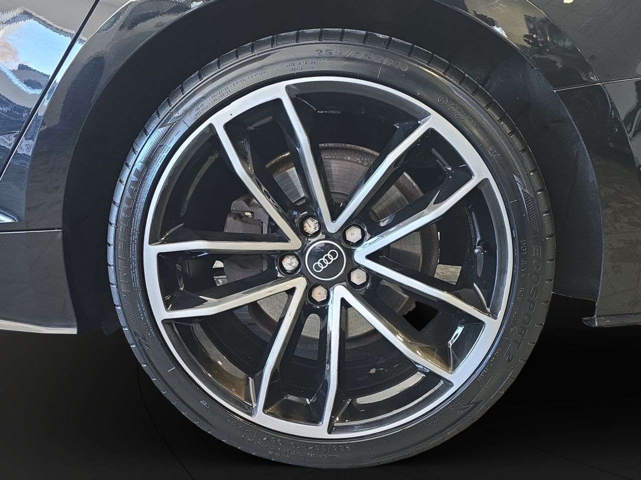 A 2021 AUDI A5 2.0 TDI 35 S line Sportback 5dr Diesel S Tronic Euro 6 (s/s) (163 ps) A 2021 AUDI A5 2.0 TDI 35 S line Sportback 5dr Diesel S Tronic Euro 6 (s/s) (163 ps)