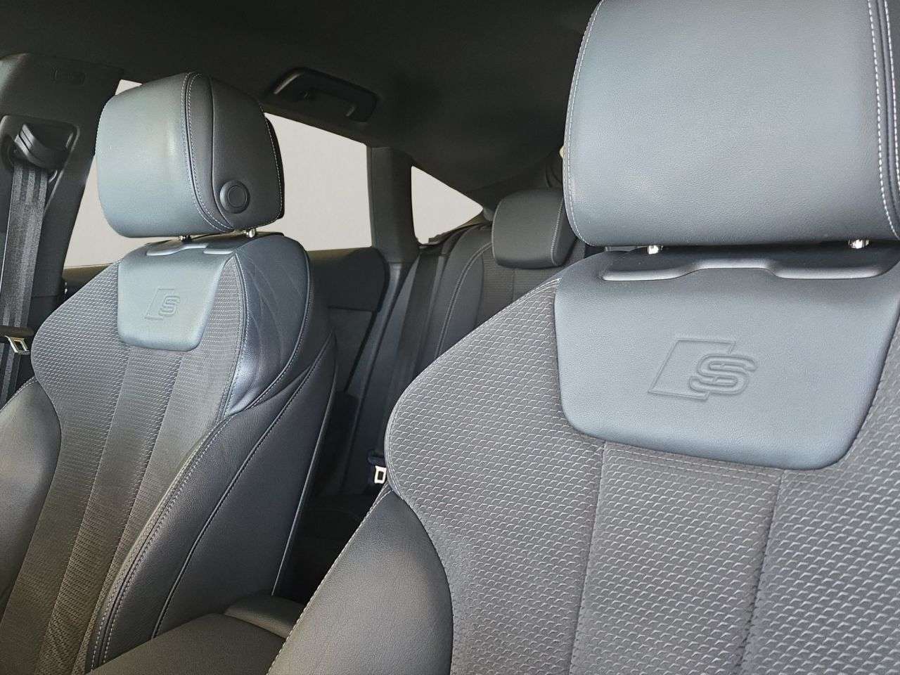 2021 AUDI A5 2021 AUDI A5