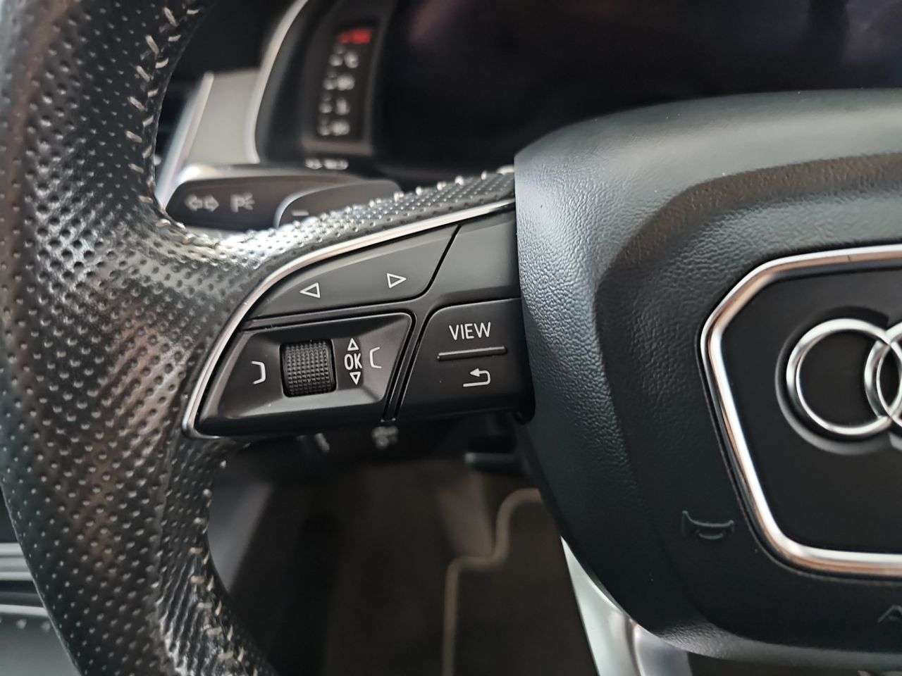 2018 AUDI Q7 2018 AUDI Q7