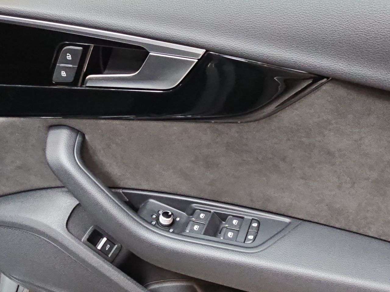 2021 AUDI A4 2021 AUDI A4