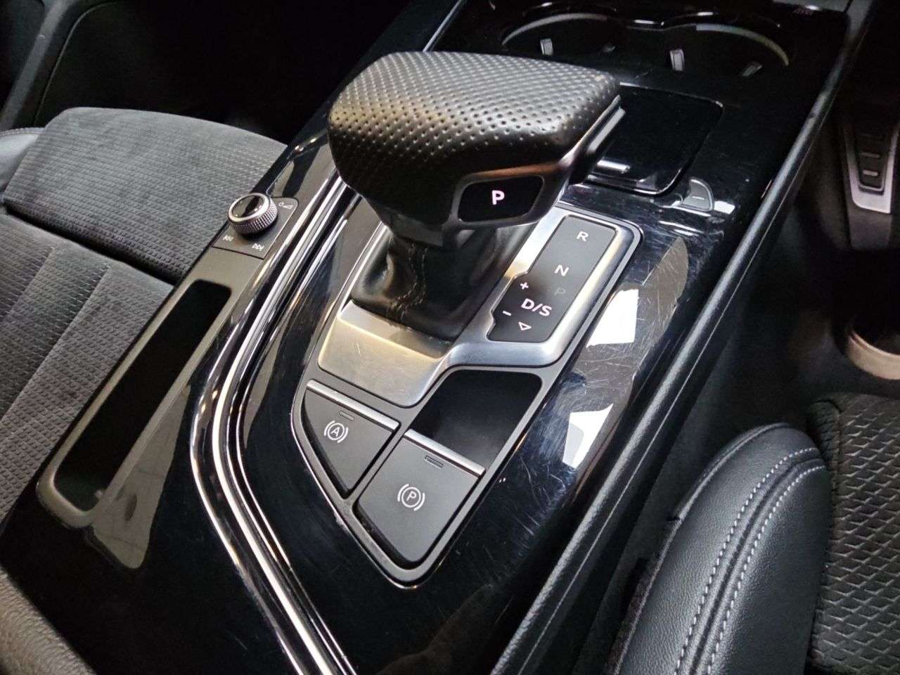 2021 AUDI A4 2021 AUDI A4