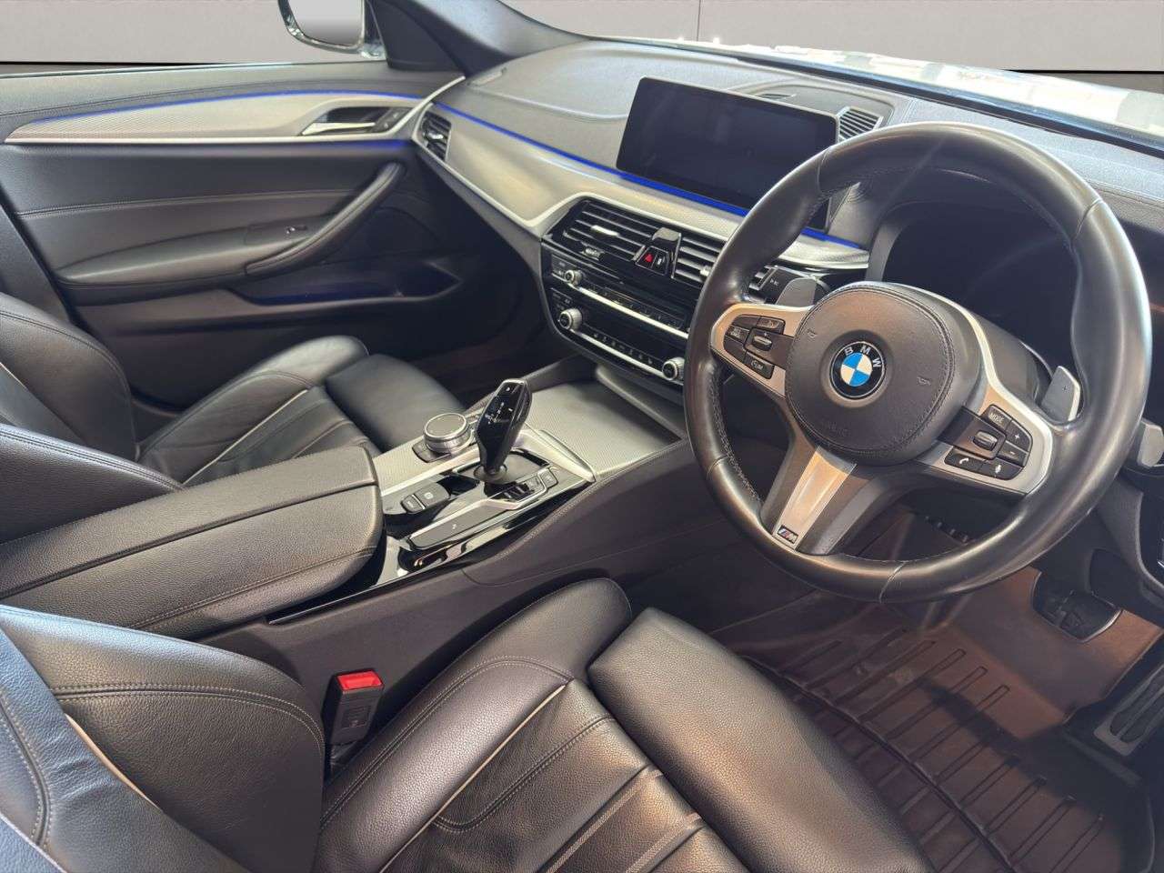 2020 BMW 5 SERIES 2020 BMW 5 SERIES