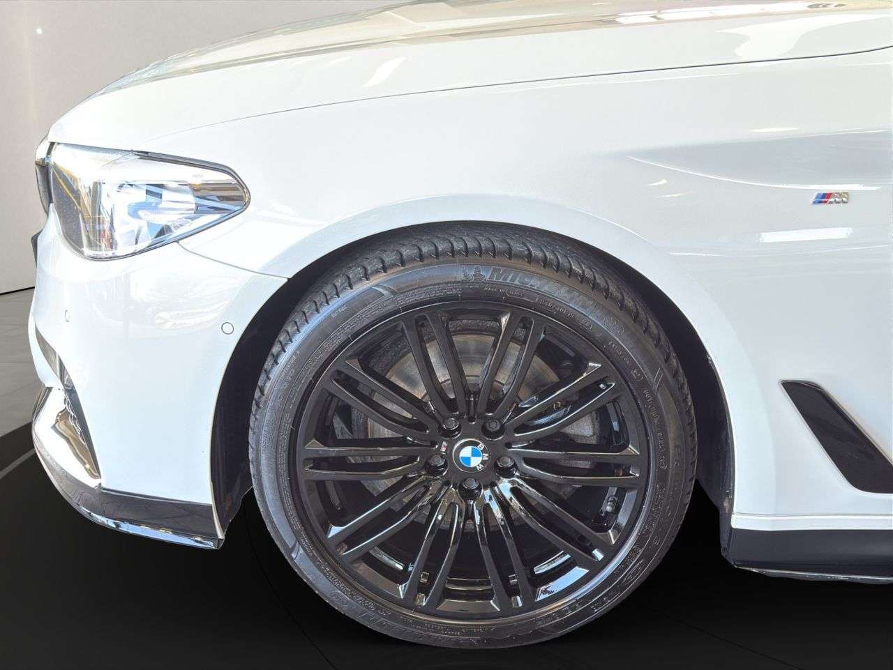 2020 BMW 5 SERIES 2020 BMW 5 SERIES