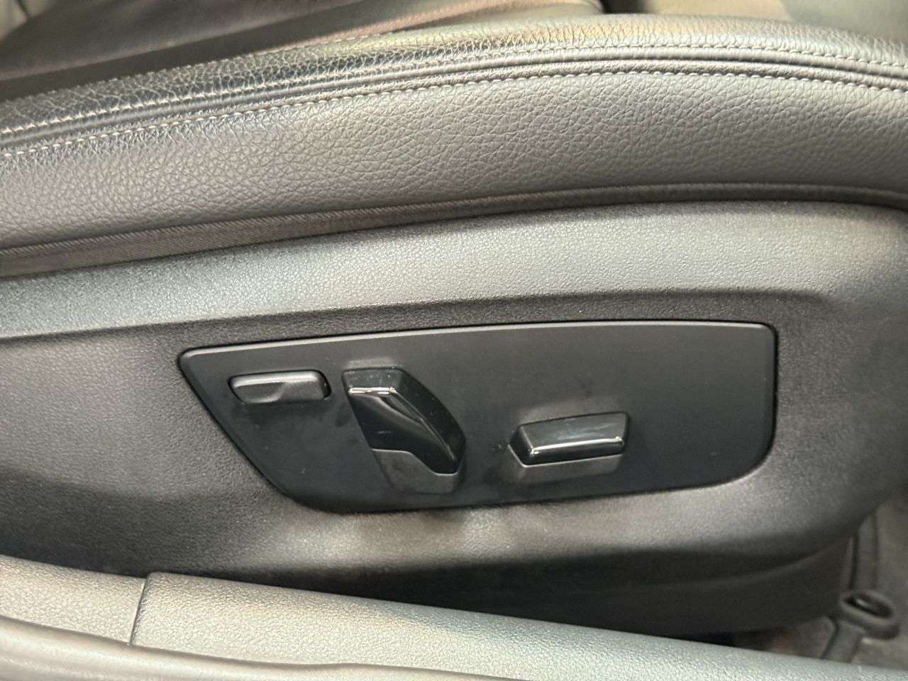 2020 BMW 5 SERIES 2020 BMW 5 SERIES