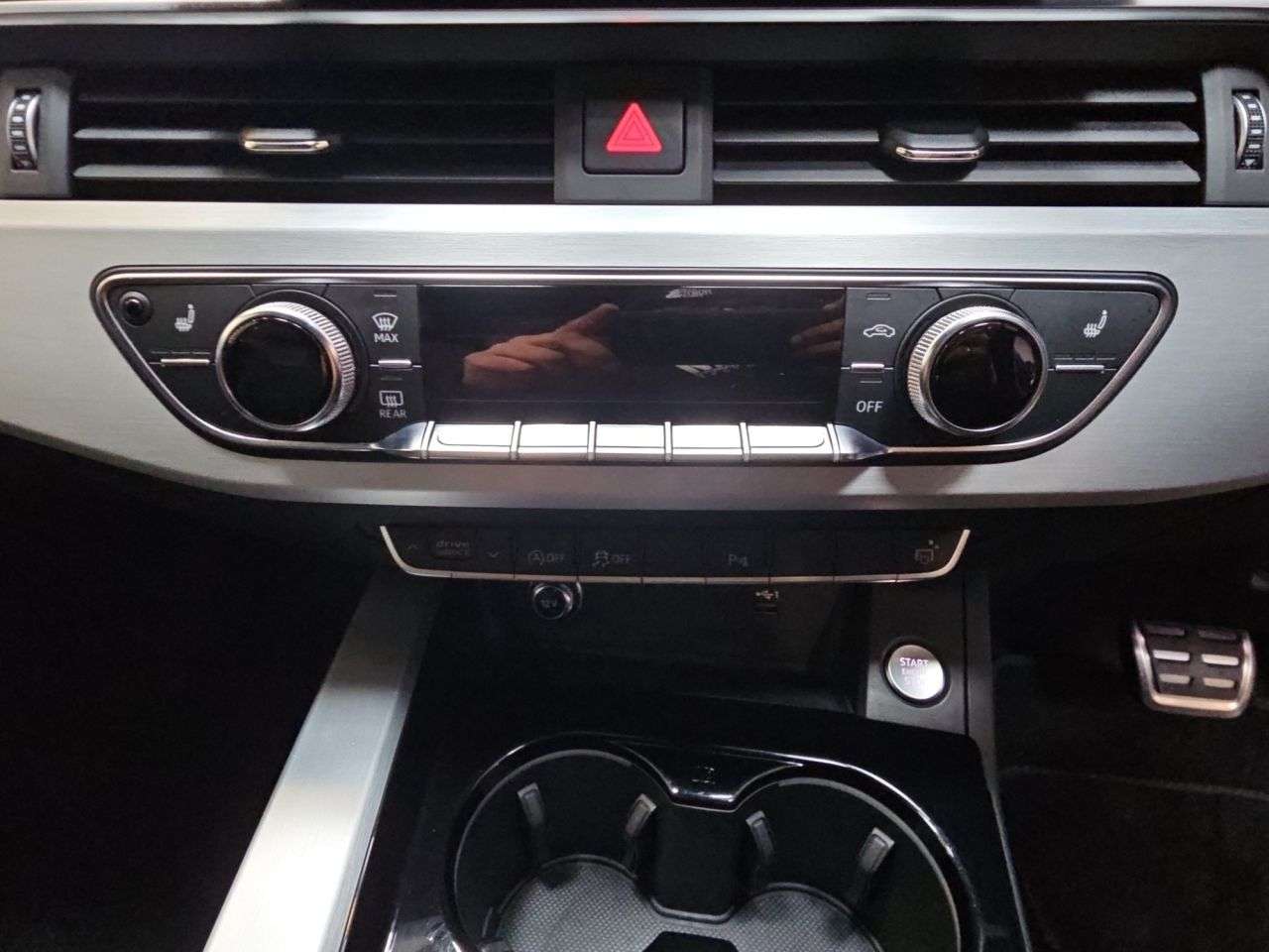 2020 AUDI A4 AVANT 2020 AUDI A4 AVANT