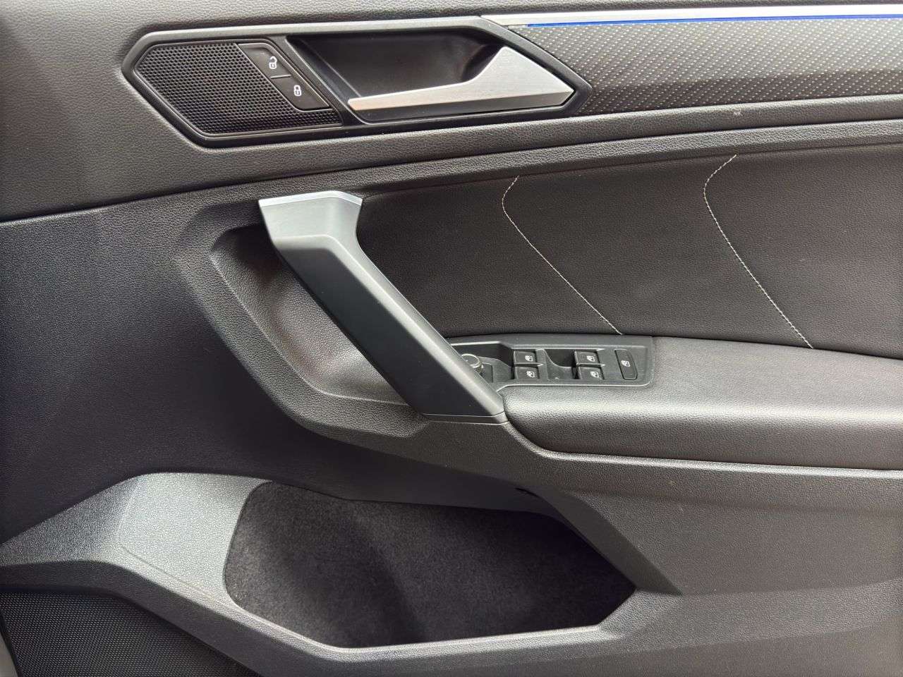 2021 VOLKSWAGEN TIGUAN 2021 VOLKSWAGEN TIGUAN