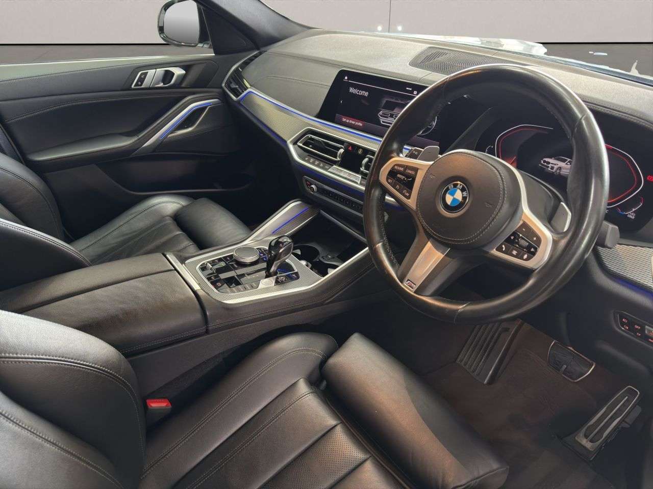 2021 BMW X6 2021 BMW X6