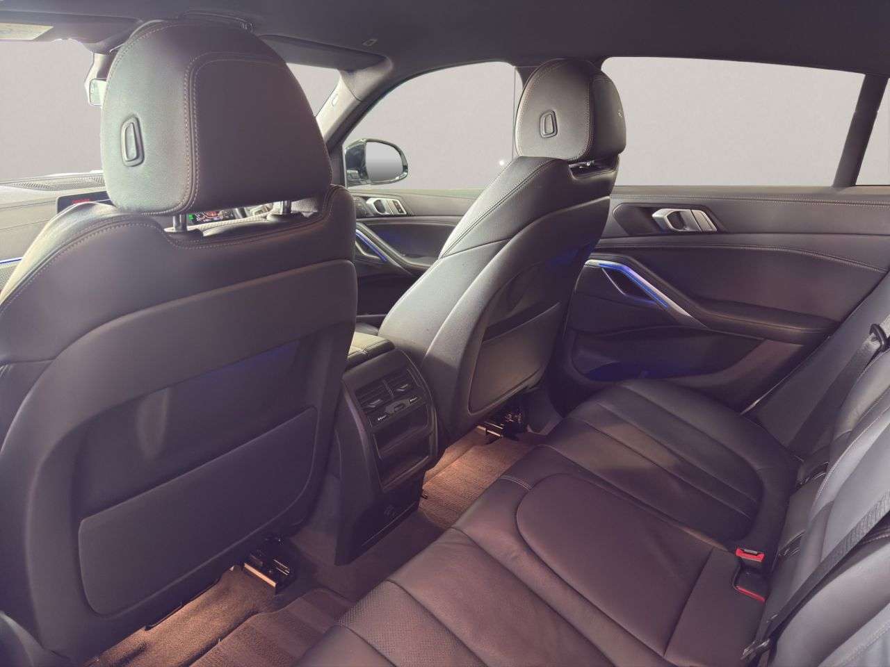 2021 BMW X6 2021 BMW X6