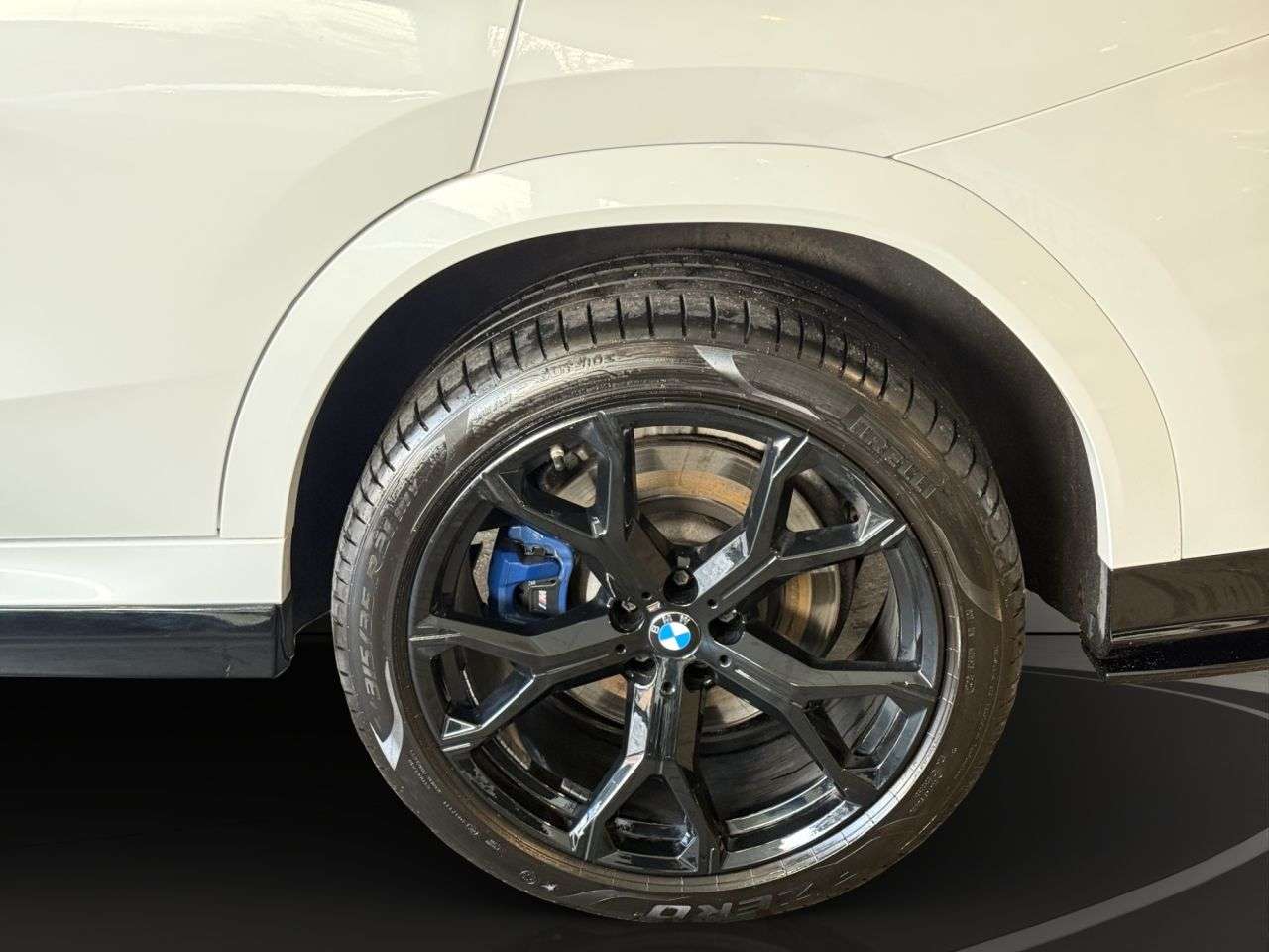 2021 BMW X6 2021 BMW X6