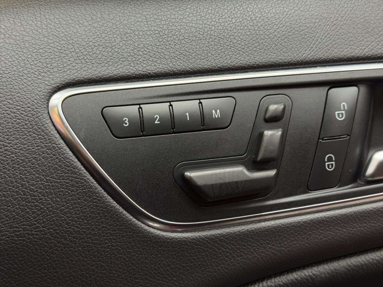 2015 MERCEDES-BENZ A-CLASS 2015 MERCEDES-BENZ A-CLASS