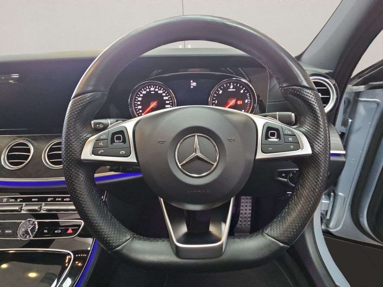 2017 MERCEDES-BENZ E-CLASS 2017 MERCEDES-BENZ E-CLASS