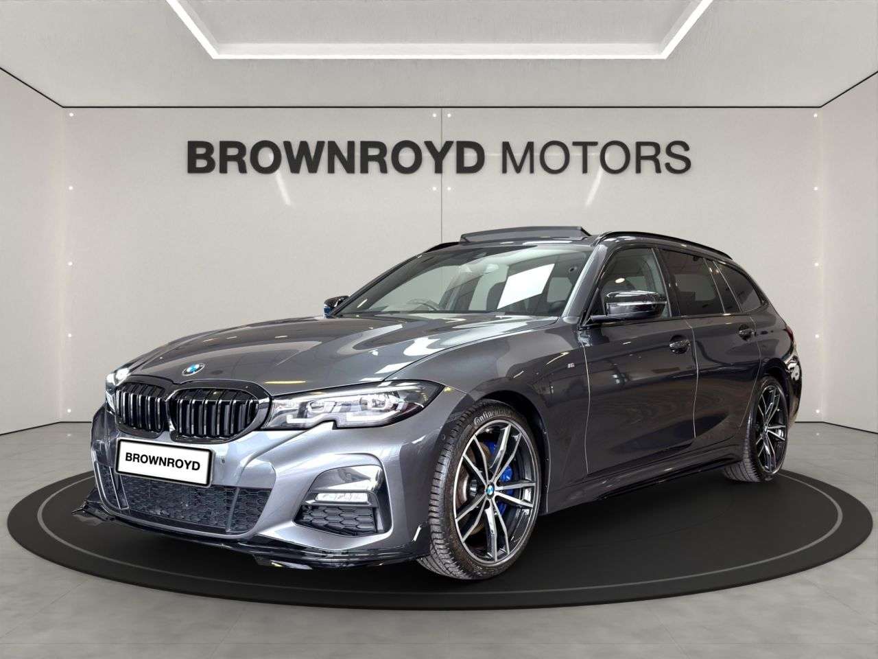 A 2021 BMW 3 SERIES 2.0 320i M Sport Touring 5dr Petrol Auto Euro 6 (s/s) (184 ps) A 2021 BMW 3 SERIES 2.0 320i M Sport Touring 5dr Petrol Auto Euro 6 (s/s) (184 ps)